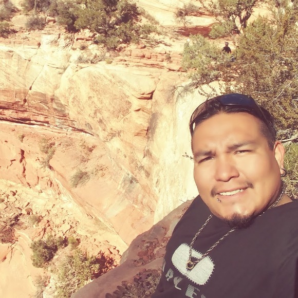 Meet your Posher, Leo - Picture 1 of 1